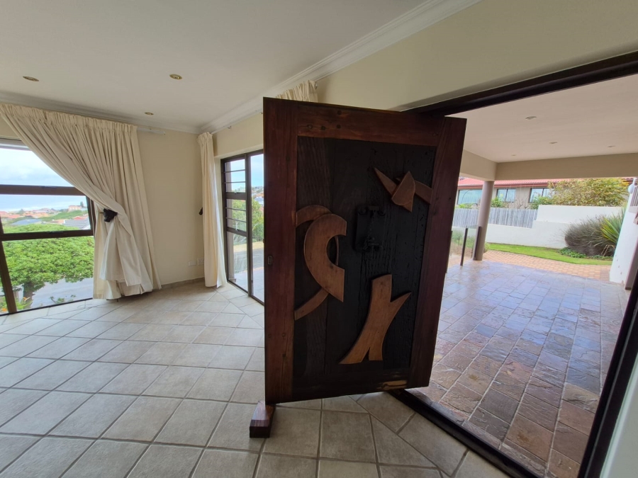 4 Bedroom Property for Sale in Dana Bay Western Cape